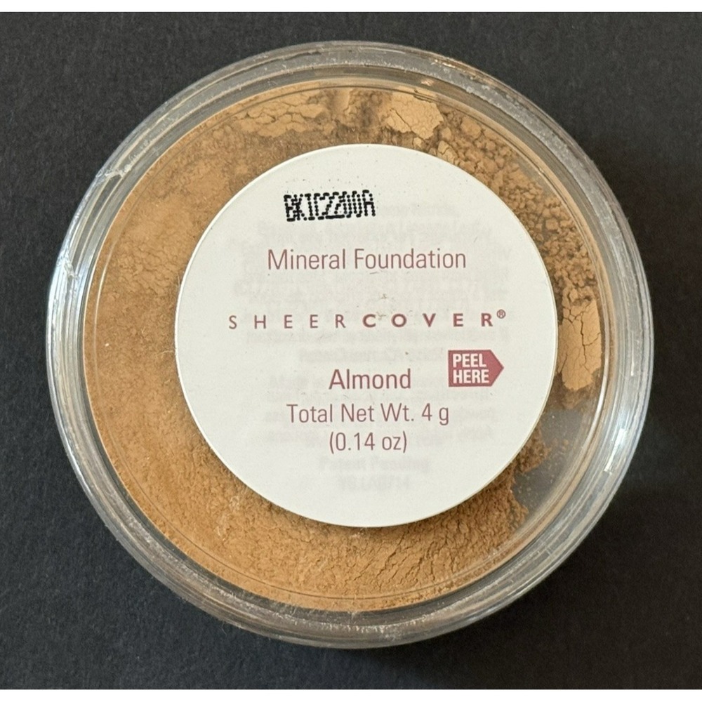 NEW/SEALED Sheer Cover Mineral Foundation 4g - Almond - Discontinued